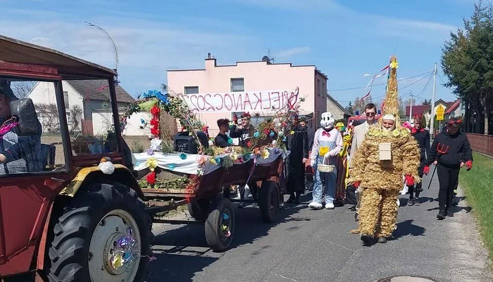 Osiek i Magnuszewice. Niedźwiedzie i Siwki powróciły do tych miejscowości po bardzo wielu latach przerwy [ZDJĘCIA] - Zdjęcie główne