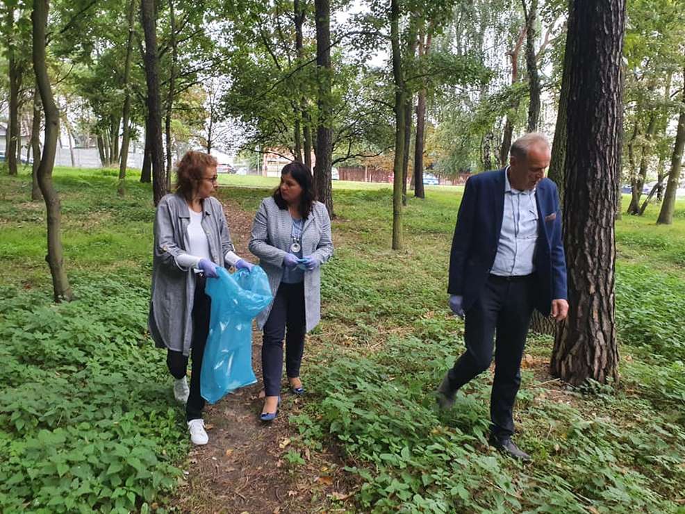 Zaczęło się - wielkie „sprzątanie świata” 