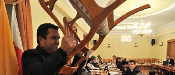 Burmistrz Jarocina zaskarżył decyzję wojewody - Zdjęcie główne