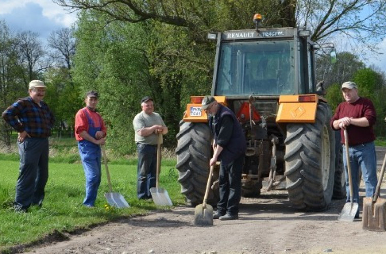 Grębów-Orla: pracowali w czynie społecznym - Zdjęcie główne