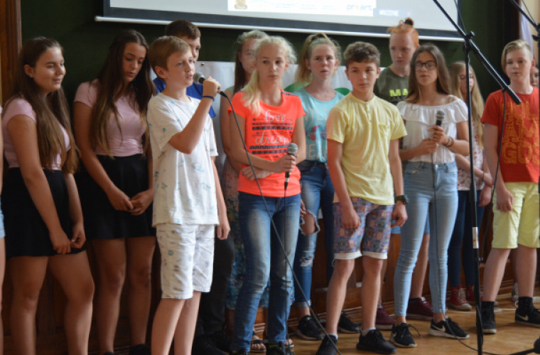 Pierwszy konkurs polskiej piosenki. Ale na pewno nie ostatni - Zdjęcie główne