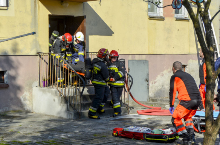 Rozdrażew. Świat pani Halinki legł w gruzach. Sąsiedzi pomagają go odbudować - Zdjęcie główne