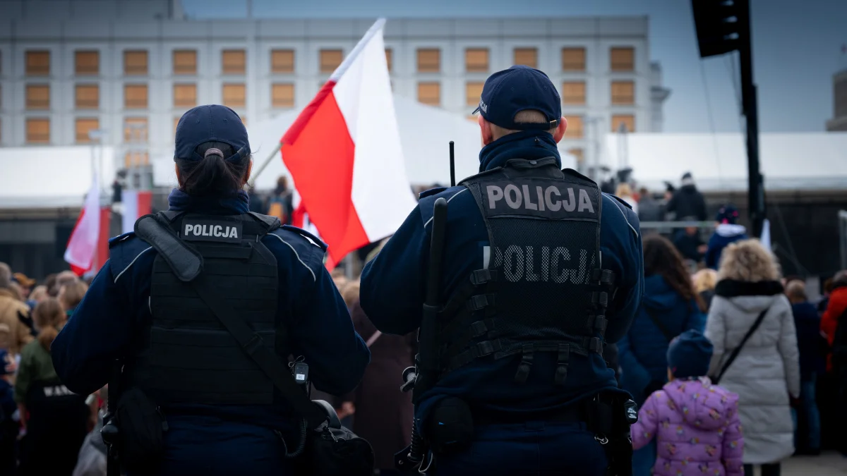 Ile zarabia policjant? Funkcjonariusze z Krotoszyna zapraszają w swoje szeregi - Zdjęcie główne