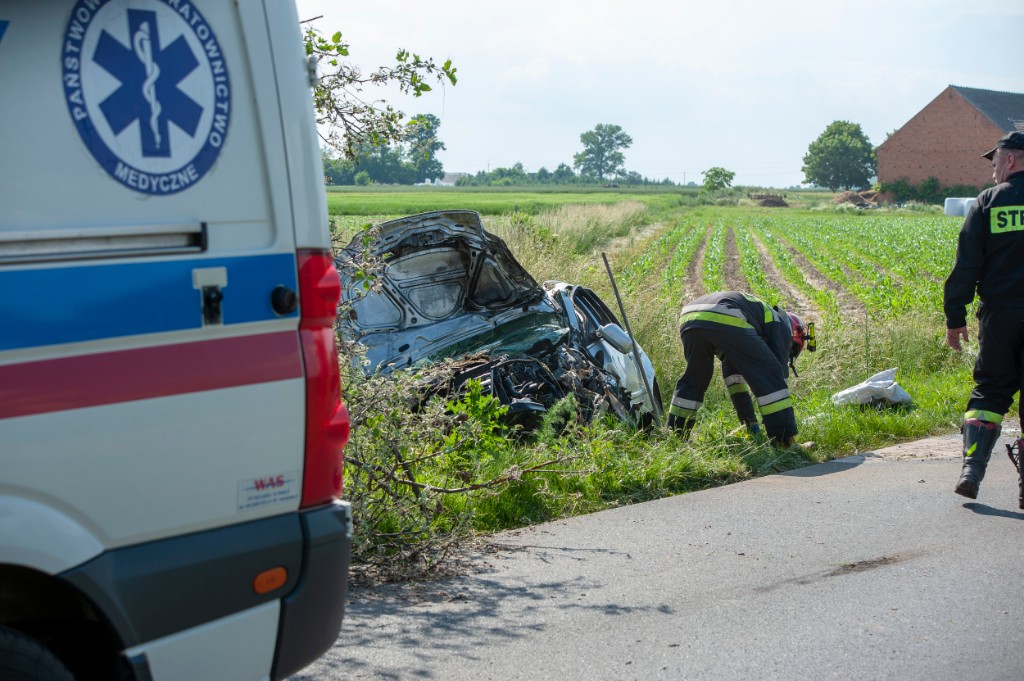 Wypadek na trasie Rozdrażew - Koźmin Wlkp. - Zdjęcie główne