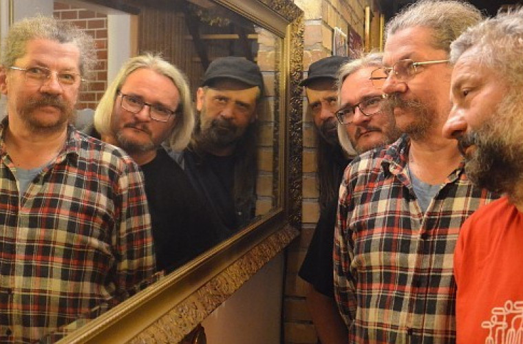 Pasje: Skippers - ćwierć wieku na fali - Zdjęcie główne