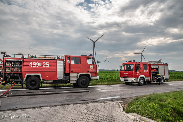 Pożar zakładu stolarskiego w Gałązkach