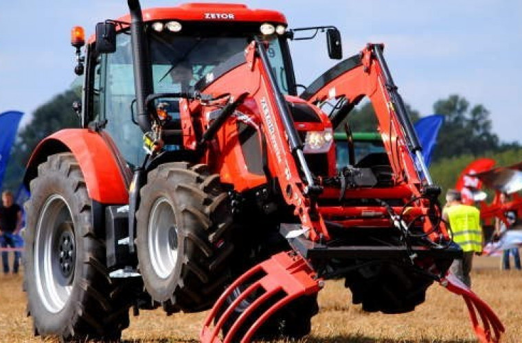 Pokazy na Agro Show w Bednarach. Zobacz zdjęcia - Zdjęcie główne