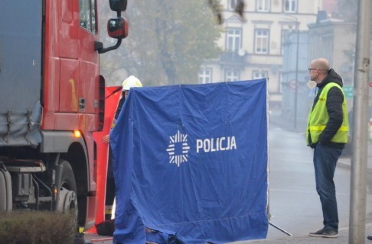 Wypadek śmiertelny w Koźminie Wlkp. Dwie osoby nie żyją [FOTO] - Zdjęcie główne