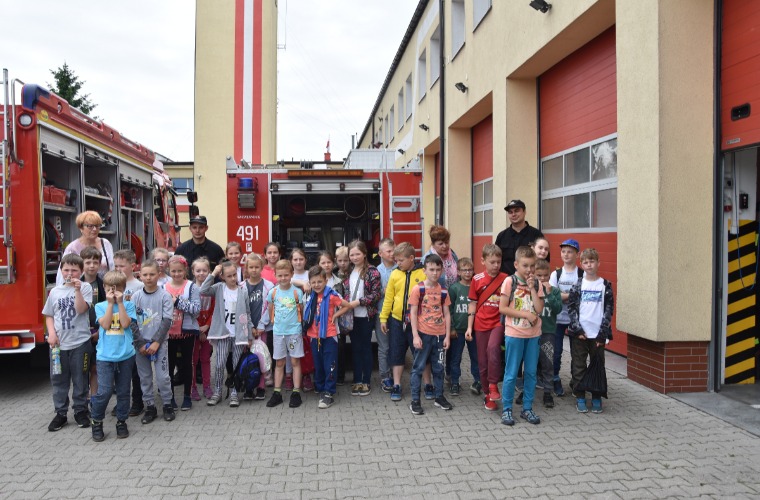 Krotoszyn. Strażacy zorganizowali festyn dla dzieci [FOTO I FILM] - Zdjęcie główne