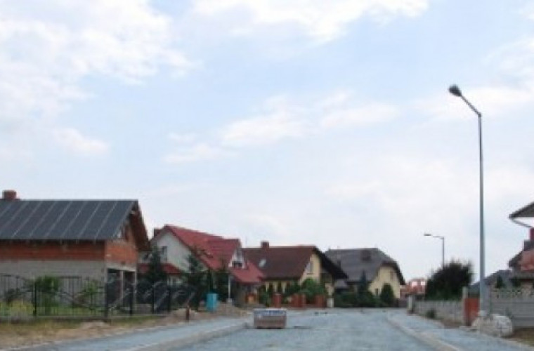 Kobylin: Kończą remont osiedla Berdychowskiego - Zdjęcie główne