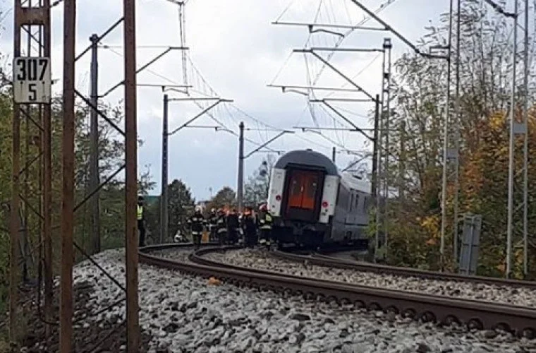 Krotoszyn. Śmiertelny wypadek na torach. Mężczyzna potrącony przez pociąg - Zdjęcie główne