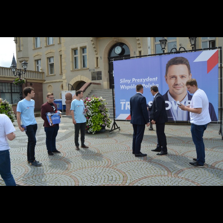 Spotkanie wicemarszałek Sejmu z mieszkańcami Krotoszyna - Zdjęcie główne
