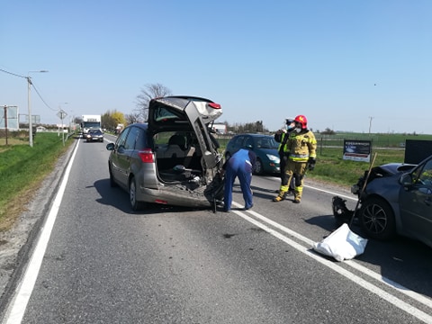 Zderzenie dwóch samochodów na Koźmińskiej w Krotoszynie