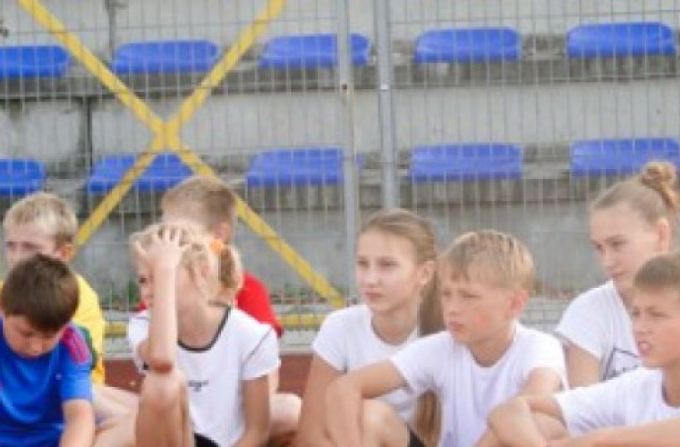 Lekkoatletyczne czwartki w Kobiernie   - Zdjęcie główne