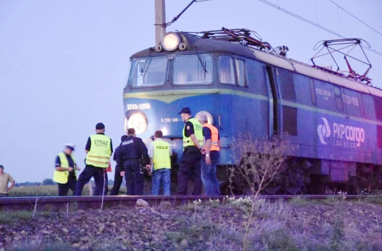 Krotoszyn - Zduny. 70-latka wtargnęła pod pociąg [AKTUALIZACJA] - Zdjęcie główne