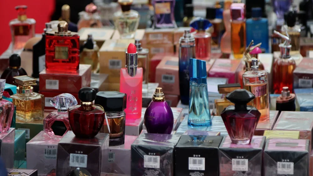W Krotoszynie ukradł perfumy warte prawie 2 tysiące złotych - Zdjęcie główne