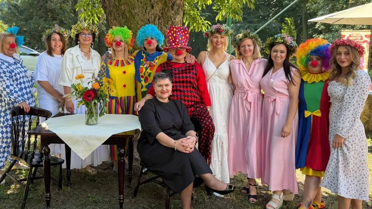 Cyrkowa Kraina, kwiat paproci i tańce. Niezwykłe święto pełne atrakcji [ZDJĘCIA]