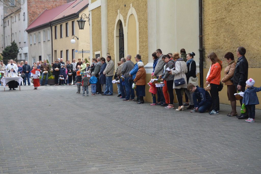 Święcenie pokarmów w parafii św. Piotra i Pawła [FOTO] - Zdjęcie główne