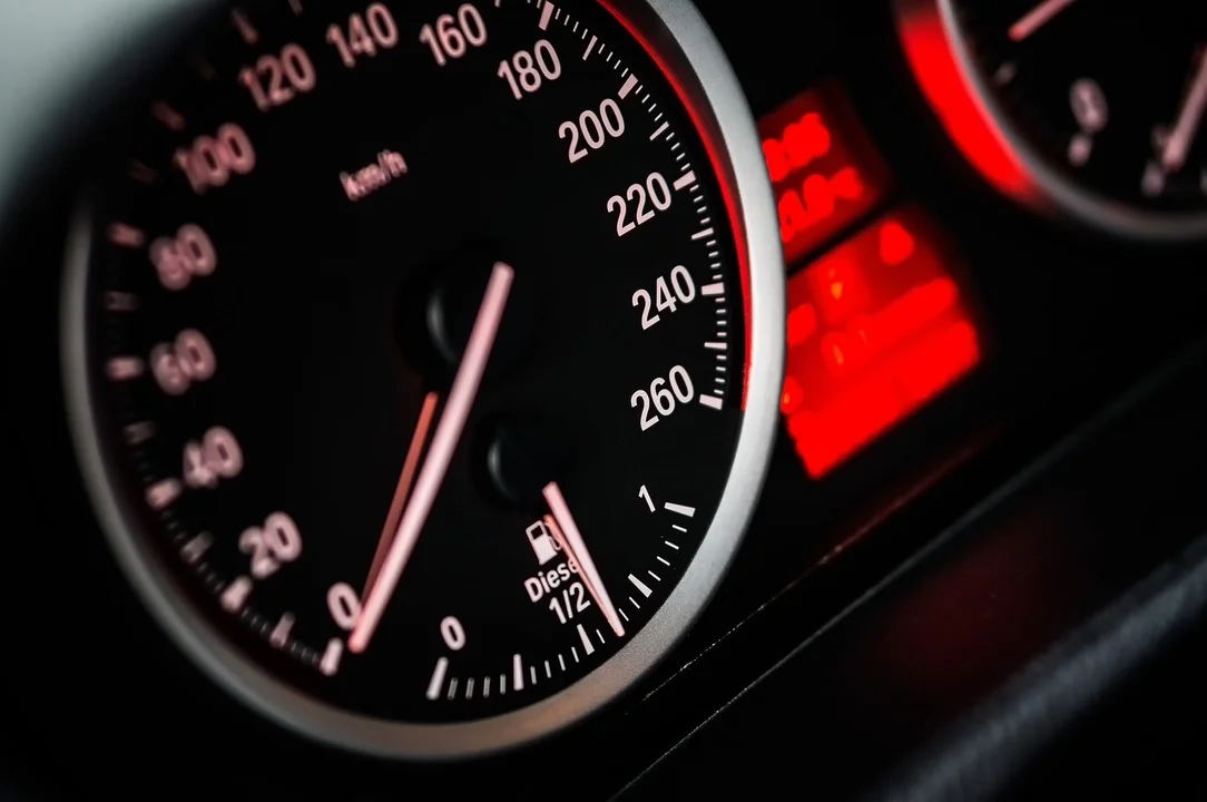 Biadki. Pędził przez wieś 122 km/h - Zdjęcie główne