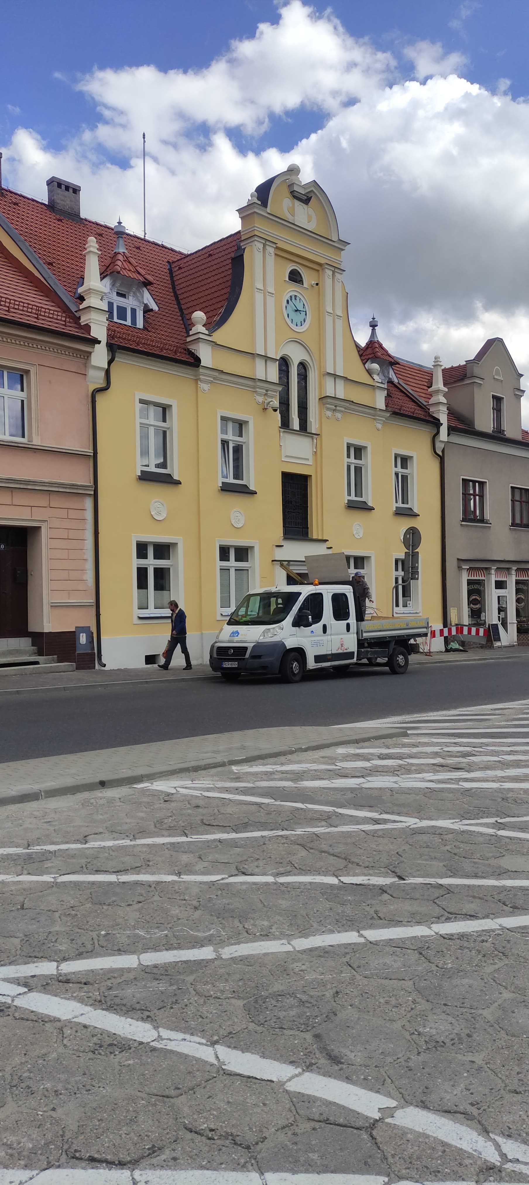 Trwa remontu budynku urzędu miasta w Koźminie Wlkp.