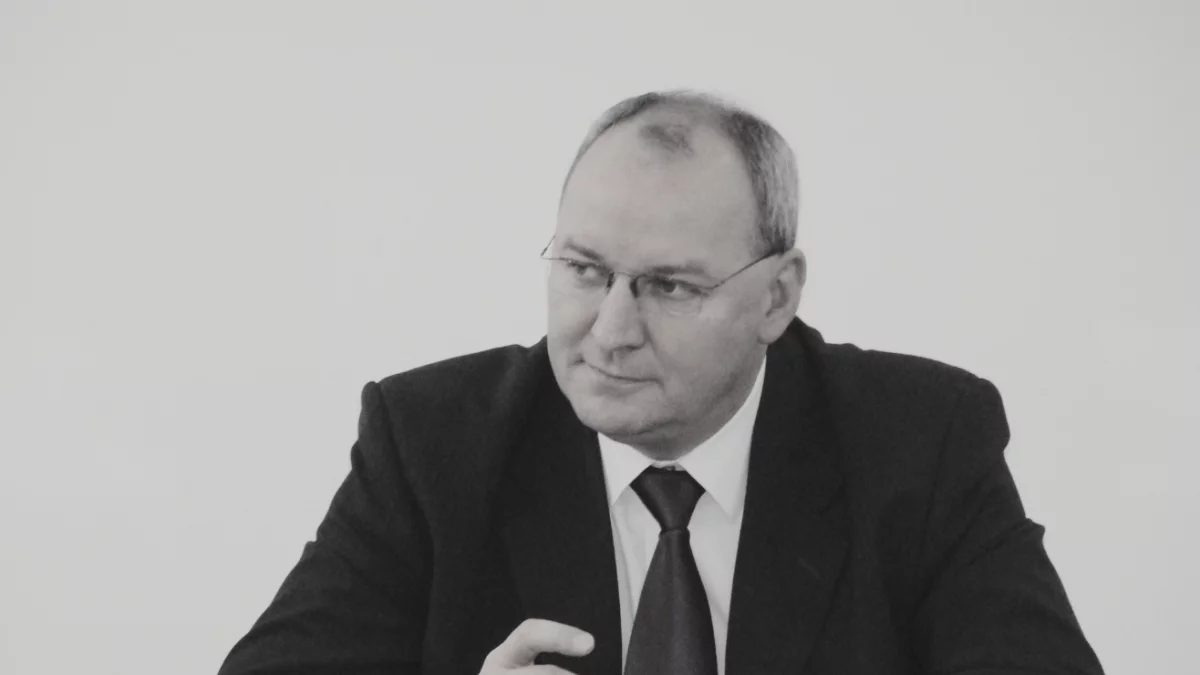 Pogrzeb burmistrza Koźmina Wielkopolskiego. Ważne informacje dla uczestników uroczystości