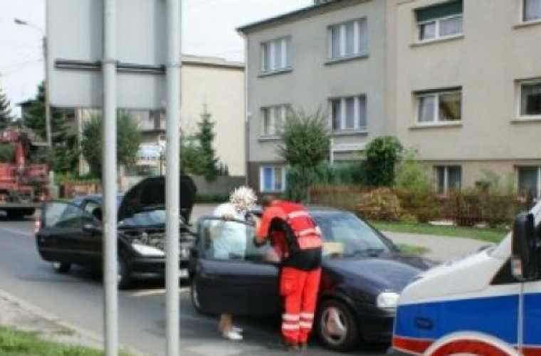 Krotoszyn: Zderzenie dwóch samochodów - Zdjęcie główne