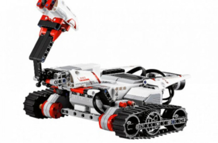 Sulmierzyce. Uczniowie wygrali zestaw LEGO do robotyki - Zdjęcie główne