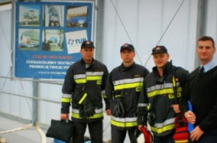 Krotoszyn: Strażacy na manewrach  - Zdjęcie główne