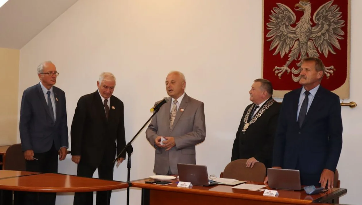 Historycy z Koźmina odznaczeni za pielęgnowanie pamięci o Powstaniu Wielkopolskim - Zdjęcie główne