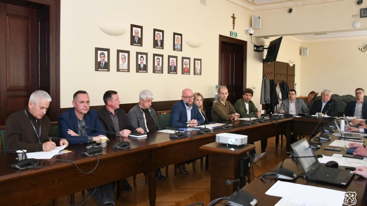 Krotoszyn przygotowuje wielki plan drogowy. realizowane są ustalenia przed realizacją 41 inwestycji [ZDJĘCIA]