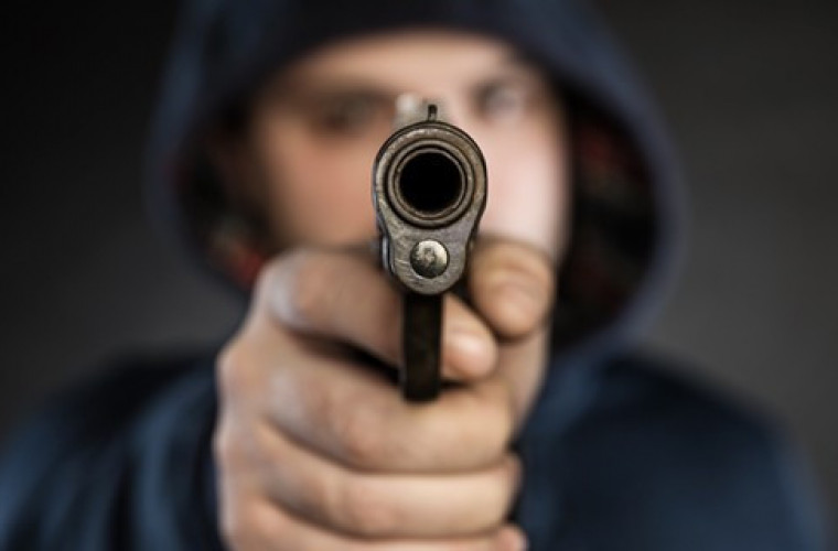 Łatwiejszy dostęp do broni? [ANKIETA] - Zdjęcie główne