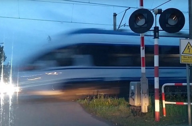 Awaria przejazdu kolejowego w Krotoszynie. Wyznaczono objazdy.  - Zdjęcie główne
