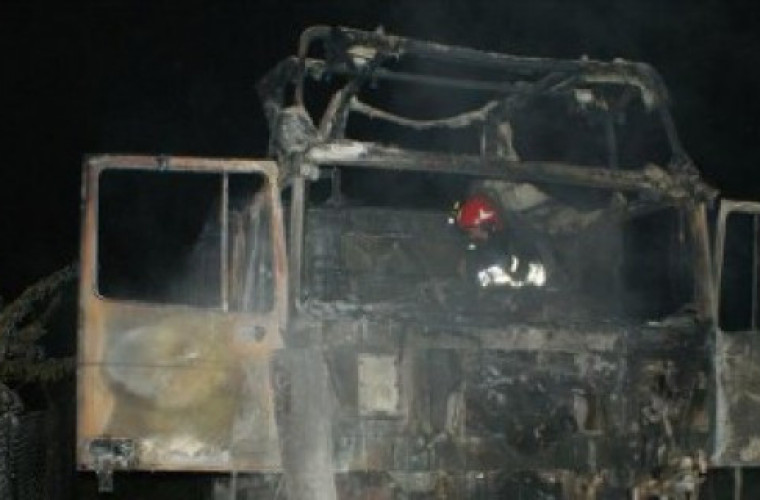 Krotoszyn: Ciężarówka stanęła w ogniu - Zdjęcie główne