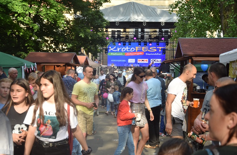 Krotofest 2019. Tłumy na koncercie Andrzeja Piasecznego - Zdjęcie główne
