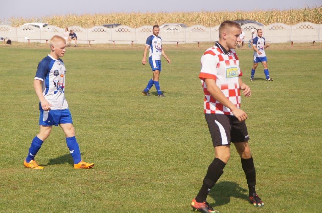 Zadyma na meczu Astry. Kibice wbiegli na murawę [FOTO & WIDEO] - Zdjęcie główne