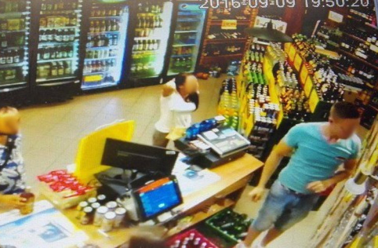 Zuchwała kradzież w Whisky Shop! [ZDJĘCIA] - Zdjęcie główne