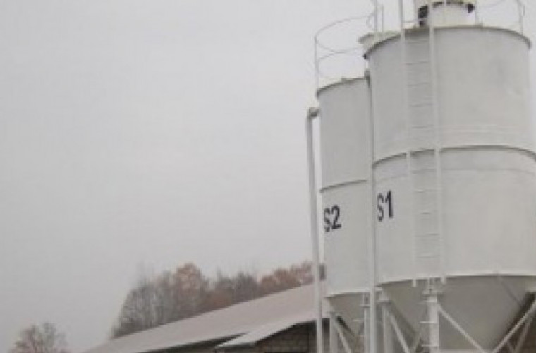 Jedna z największych i najnowocześniejszych ferm drobiu  - Zdjęcie główne