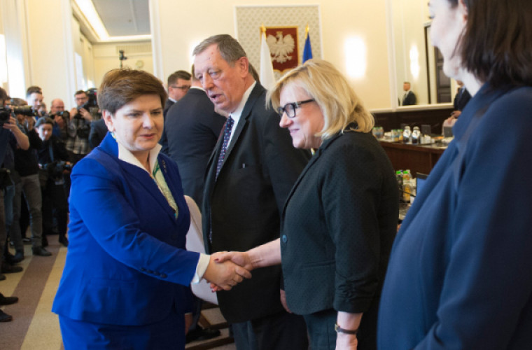 1,5 miliona złotych na nagrody dla ministrów PiS. Co wy na to? - Zdjęcie główne