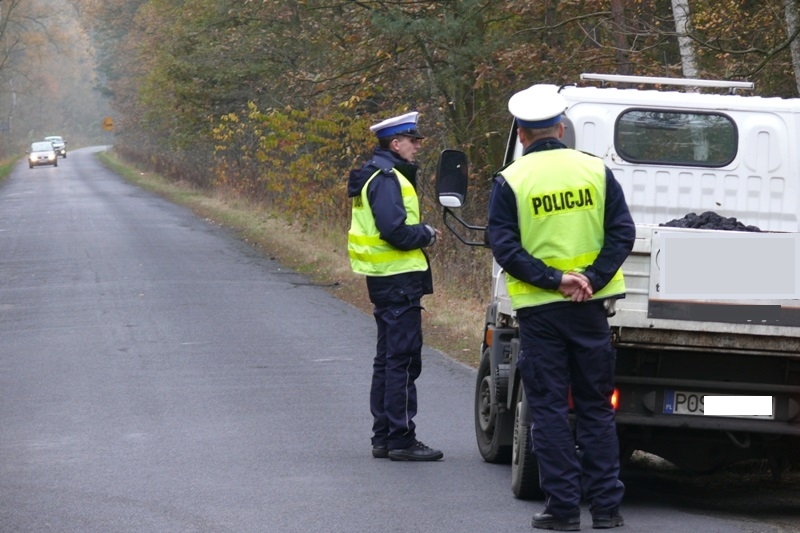 Powiat. Policyjne kontrole. Kilkaset mandatów. - Zdjęcie główne