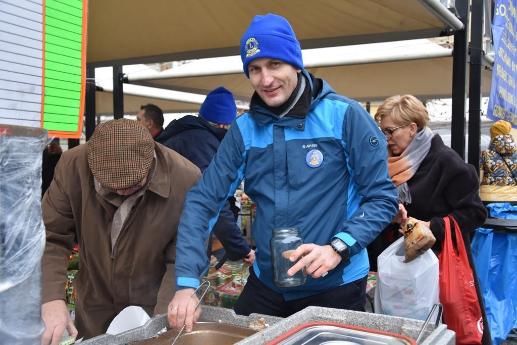 Złota Niedziela z Lions Club Krotoszyn. - Zdjęcie główne