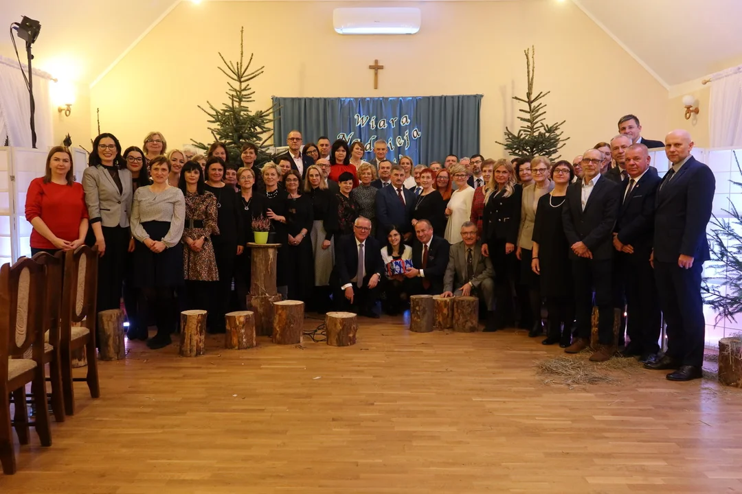 Krotoszyn. Świąteczne spotkanie burmistrza z dyrektorami i władzami spółek gminnych - Zdjęcie główne