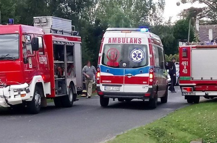 Pilne! Wypadek wozu strażackiego. Są ranni - Zdjęcie główne