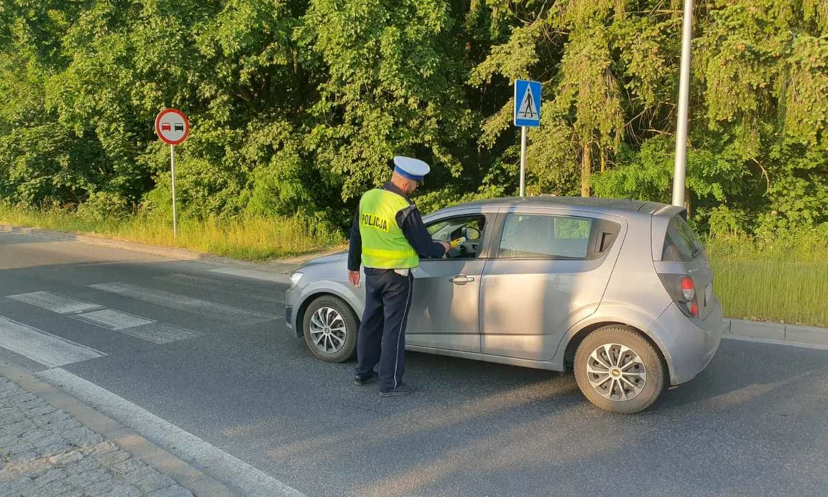 Krotoszyńscy policjanci sprawdzili ponad 400 kierowców. Co się okazało? - Zdjęcie główne