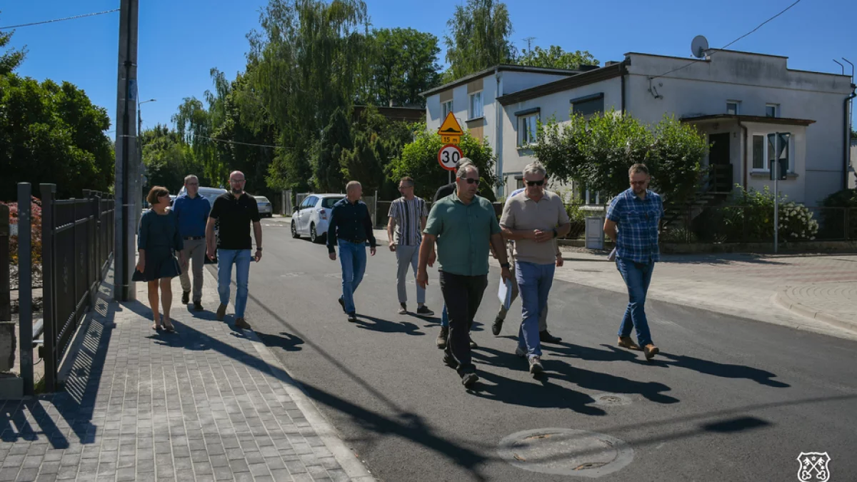 Milion złotych na ulicę w Krotoszynie. Są nowe chodniki i bezpieczniejsze przejścia [ZDJĘCIA]