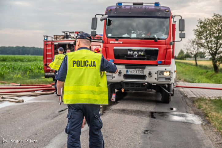 Pożar zakładu stolarskiego w Gałązkach