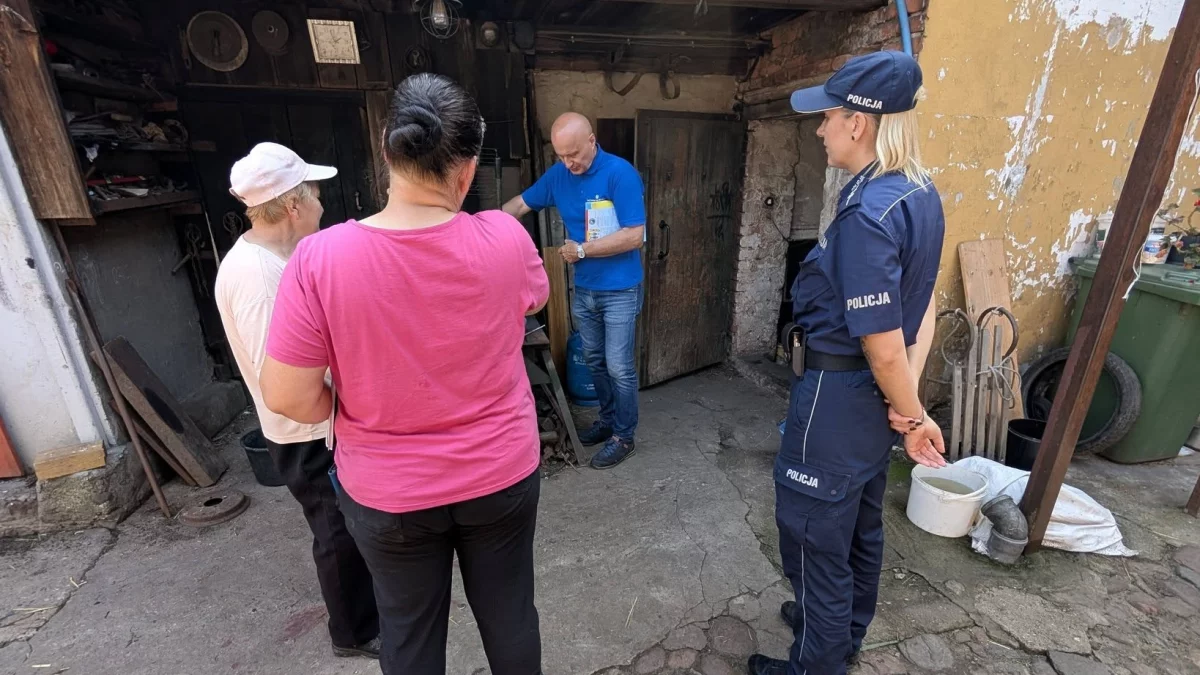 Ważny apel do kierowców. W czasie żniw chwila nieuwagi może skończyć się tragedią