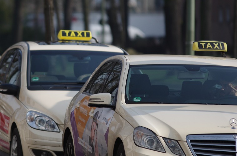 30 sierpnia taksówkarze obchodzą swoje święto - Zdjęcie główne