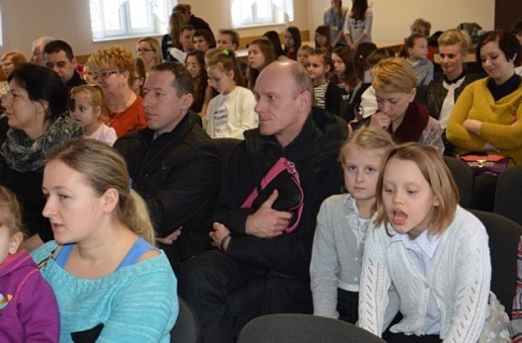 Festiwal Kolęd i Pastorałek w Kobiernie - Zdjęcie główne