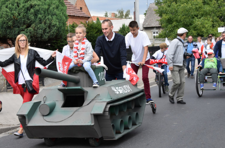 Dni Gminy Rozdrażew z Moniką Kuszyńską i kabaretem z Wilkowyi [ZDJĘCIA i FILM] - Zdjęcie główne