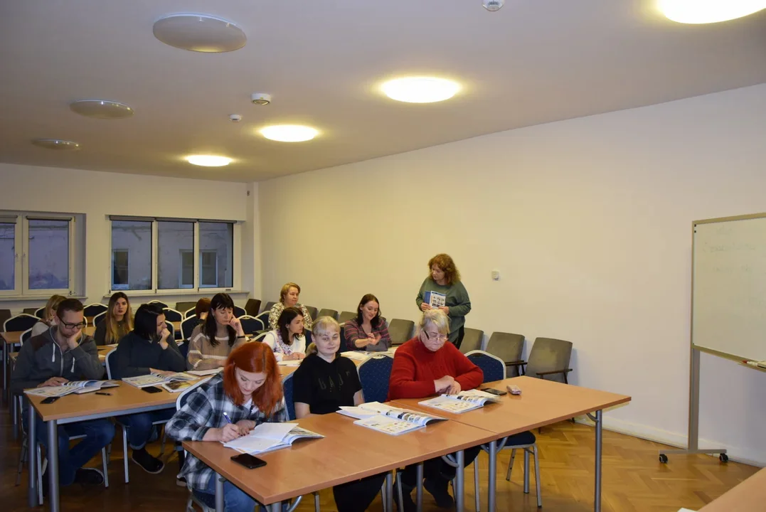 W Krotoszynie bezpłatne lekcje języka polskiego dla obywateli Ukrainy - Zdjęcie główne